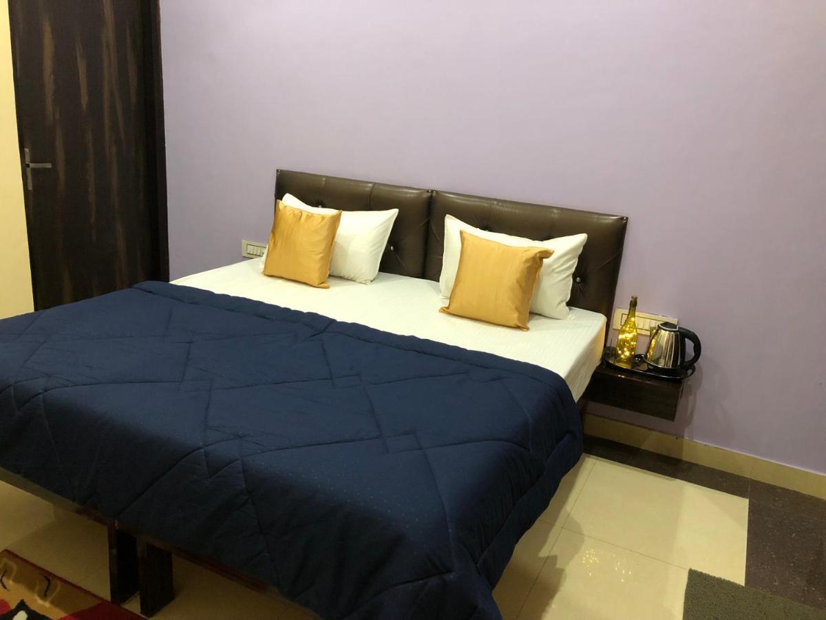 The Taj Homes آغْرا المظهر الخارجي الصورة